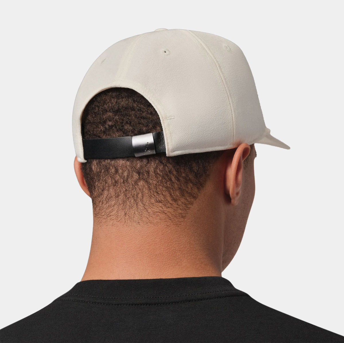 Flight Club Pro Unstructured Flat Bill Mens Hat (Pale Ivory/Black)