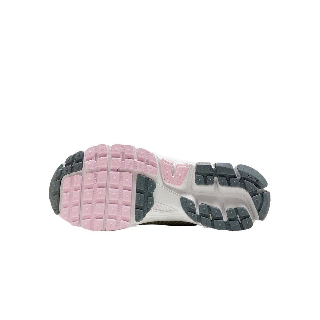 Nike Zoom Vomero 5 520 Pack White Pink Sneakers