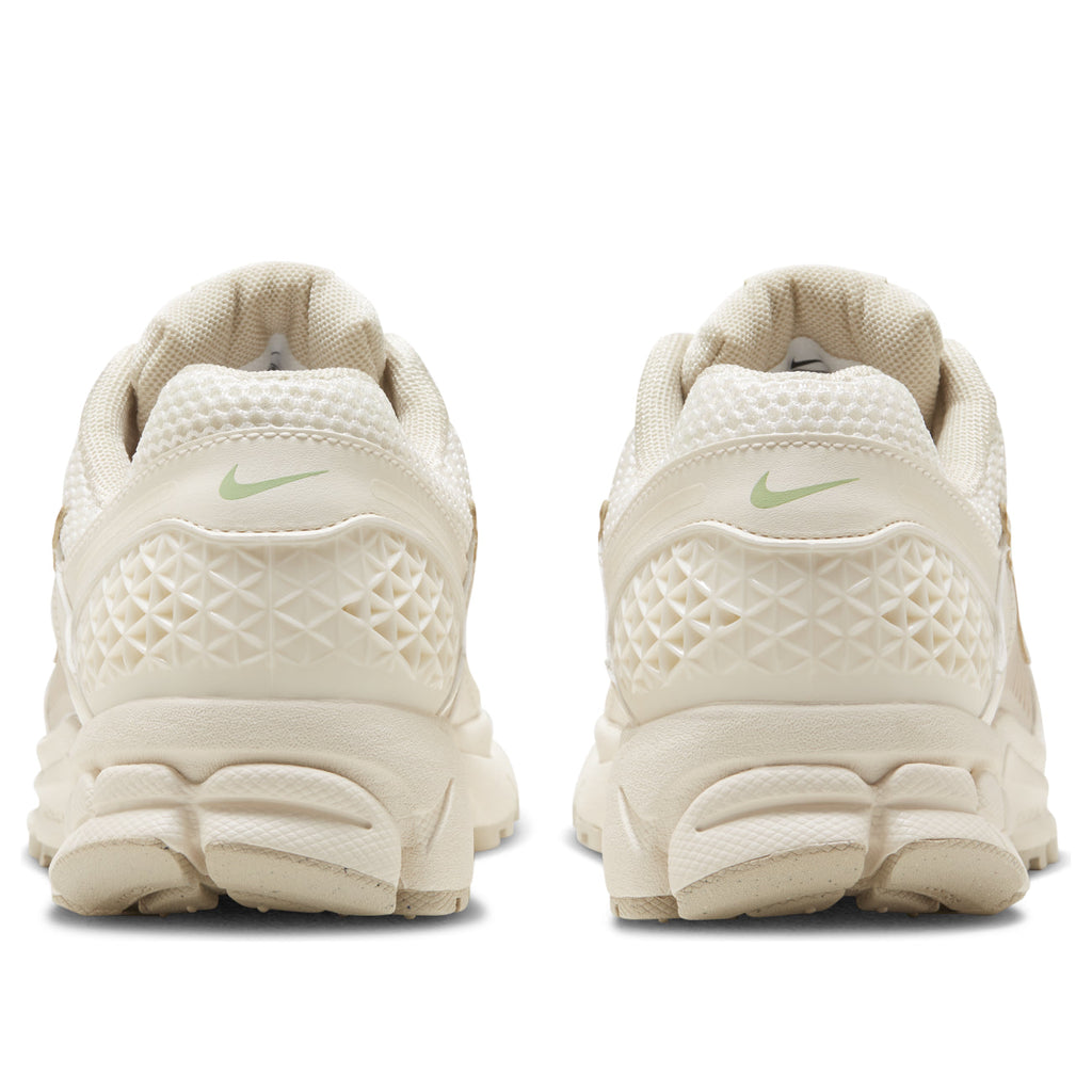 Nike Zoom Vomero 5 Sail Light Orewood Brown Sneakers