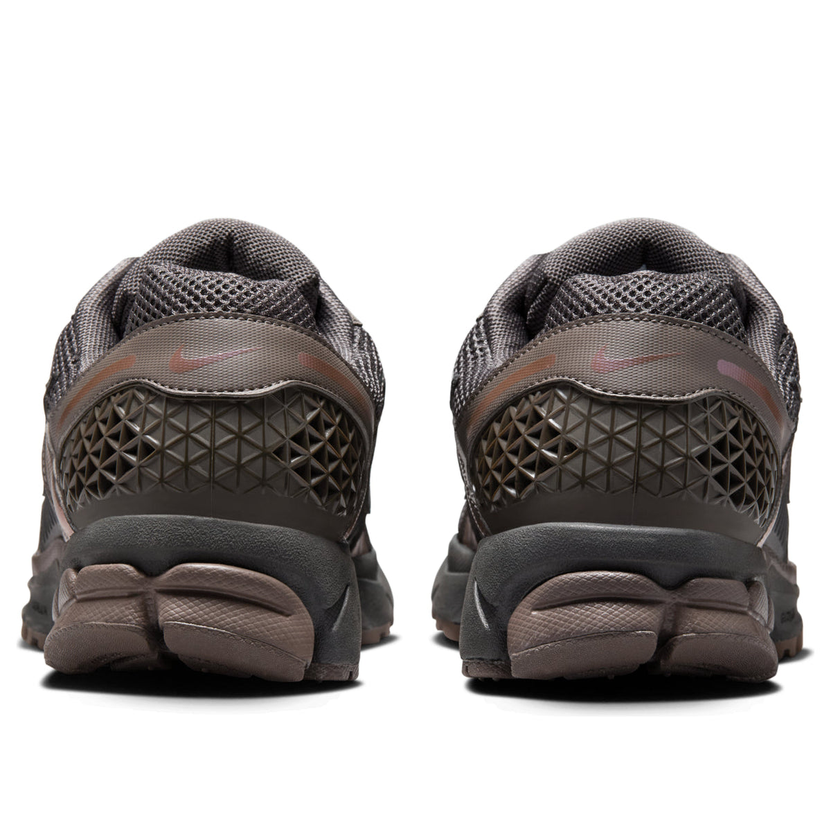 Nike Zoom Vomero 5 Cave Stone Sneakers