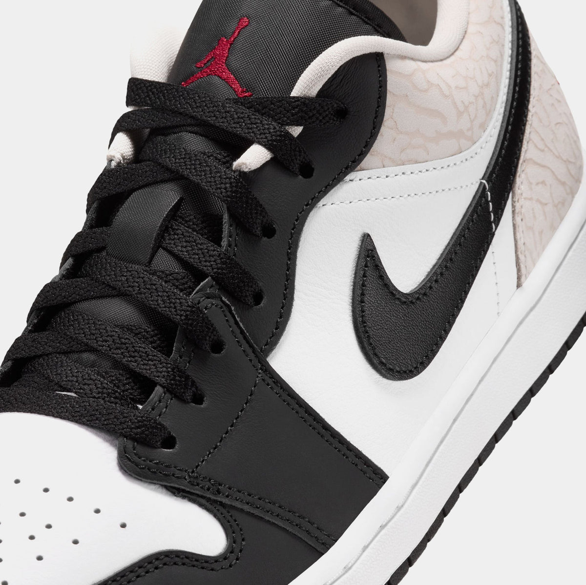 Air Jordan 1 Low SE Mens Lifestyle Shoes (Black/White/Light Orewood Brown/Team Red)