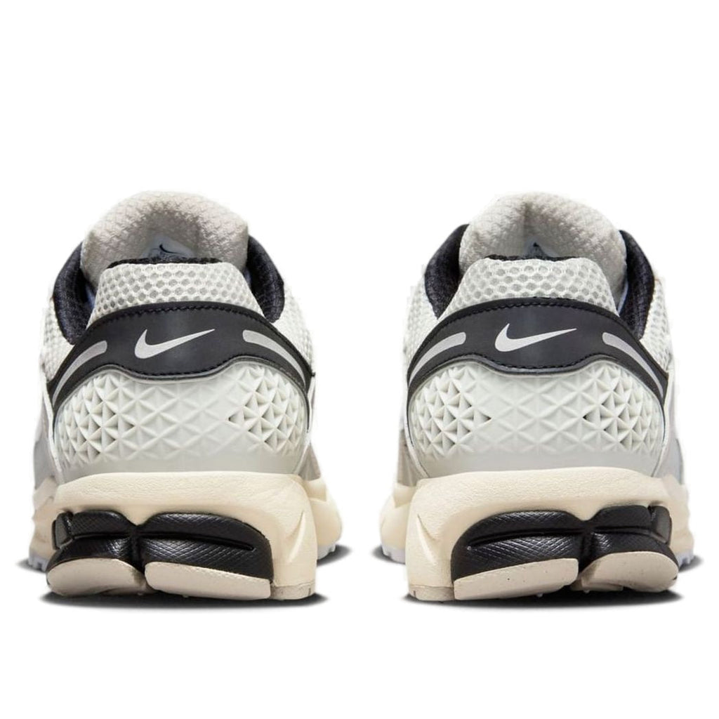 Nike Zoom Vomero 5 Supersonic Light Bone Black Sneakers
