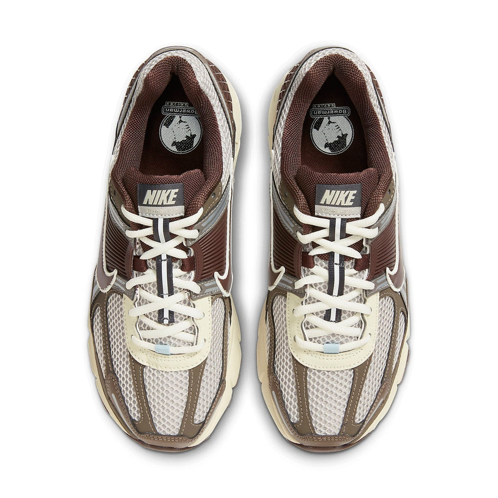 Nike Zoom Vomero 5 Earth Fossil Sneakers