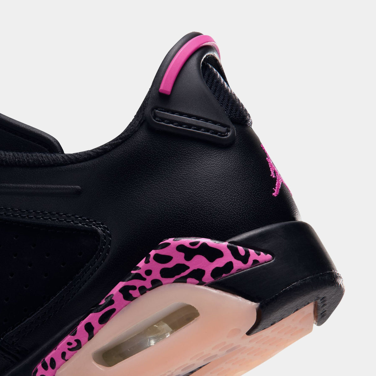 Air Jordan 6 Retro Fearless Grade School Lifestyle Shoes (Black/Laser Fushia/Pink Foam)
