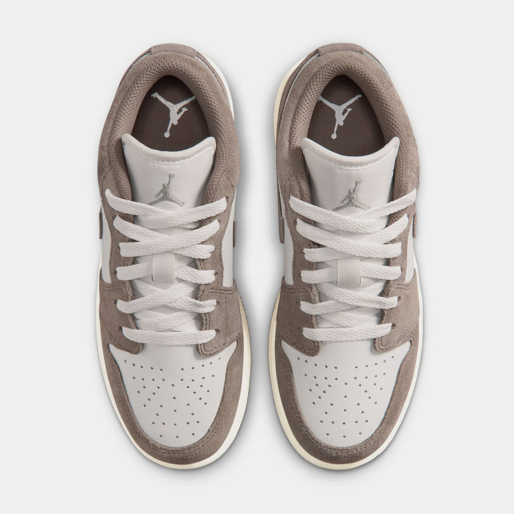 Air Jordan 1 Retro Grade School Lifestyle Shoes (Olive Grey/Enigma Stone/Summit White/Pale Ivory)