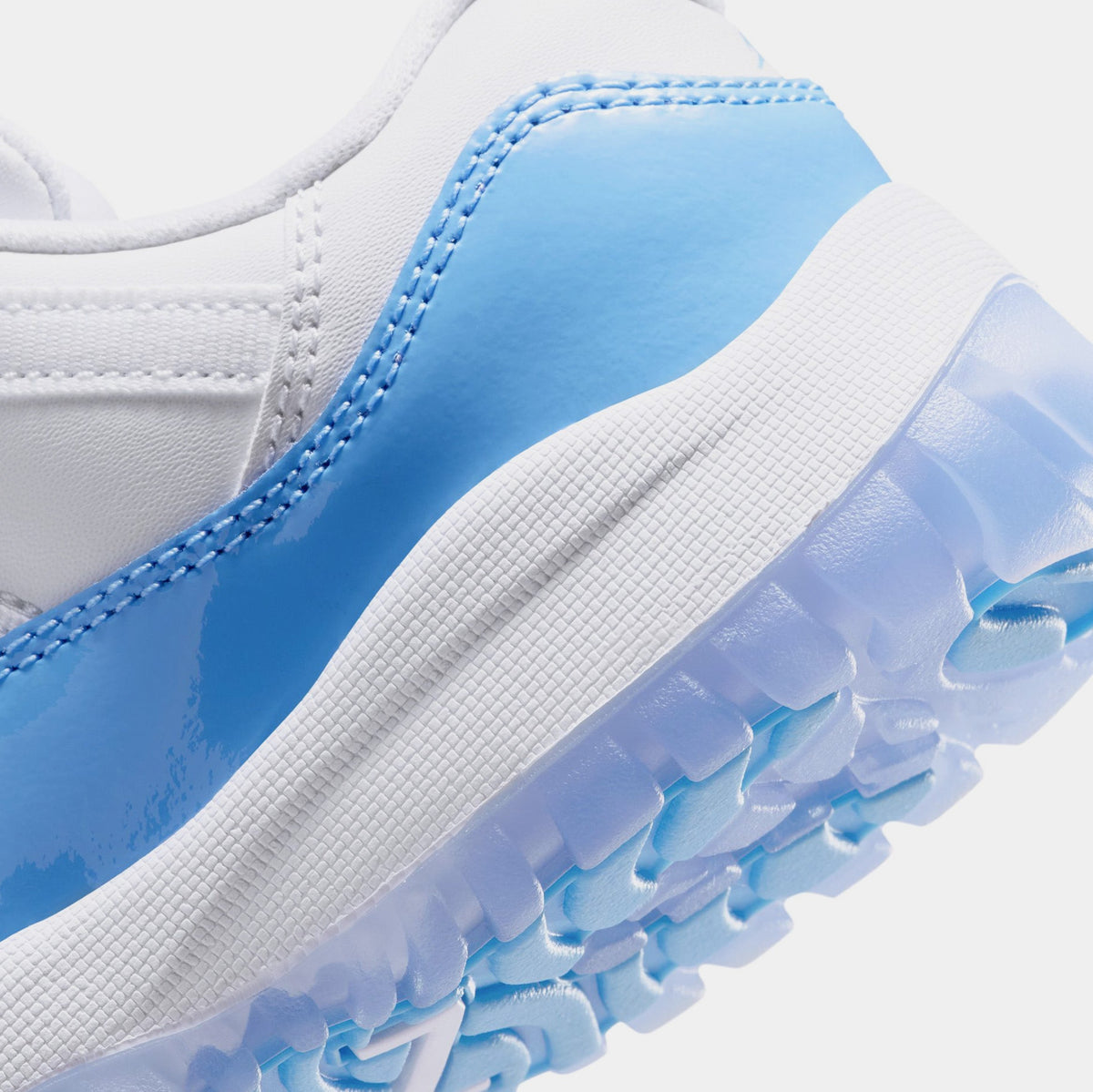 Air Jordan 11 Retro Low University Blue Preschool Lifestyle Shoes (White/University Blue/Black) Free Shipping