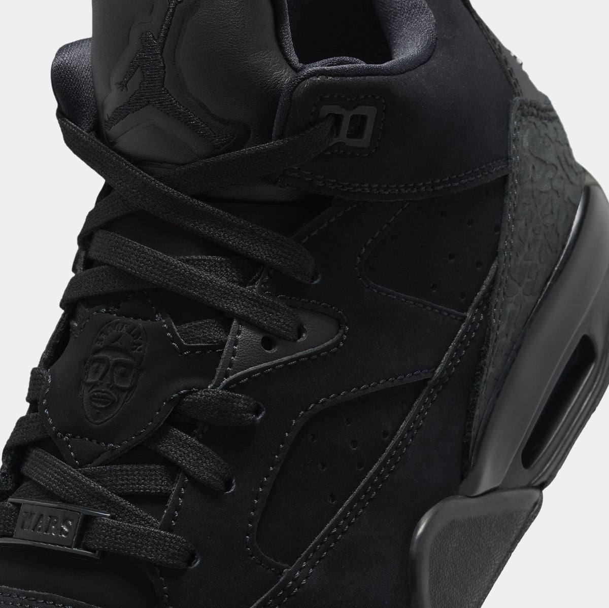 Son of Mars Low Grade School Lifestyle Shoes (Black/Dark Smoke Grey)