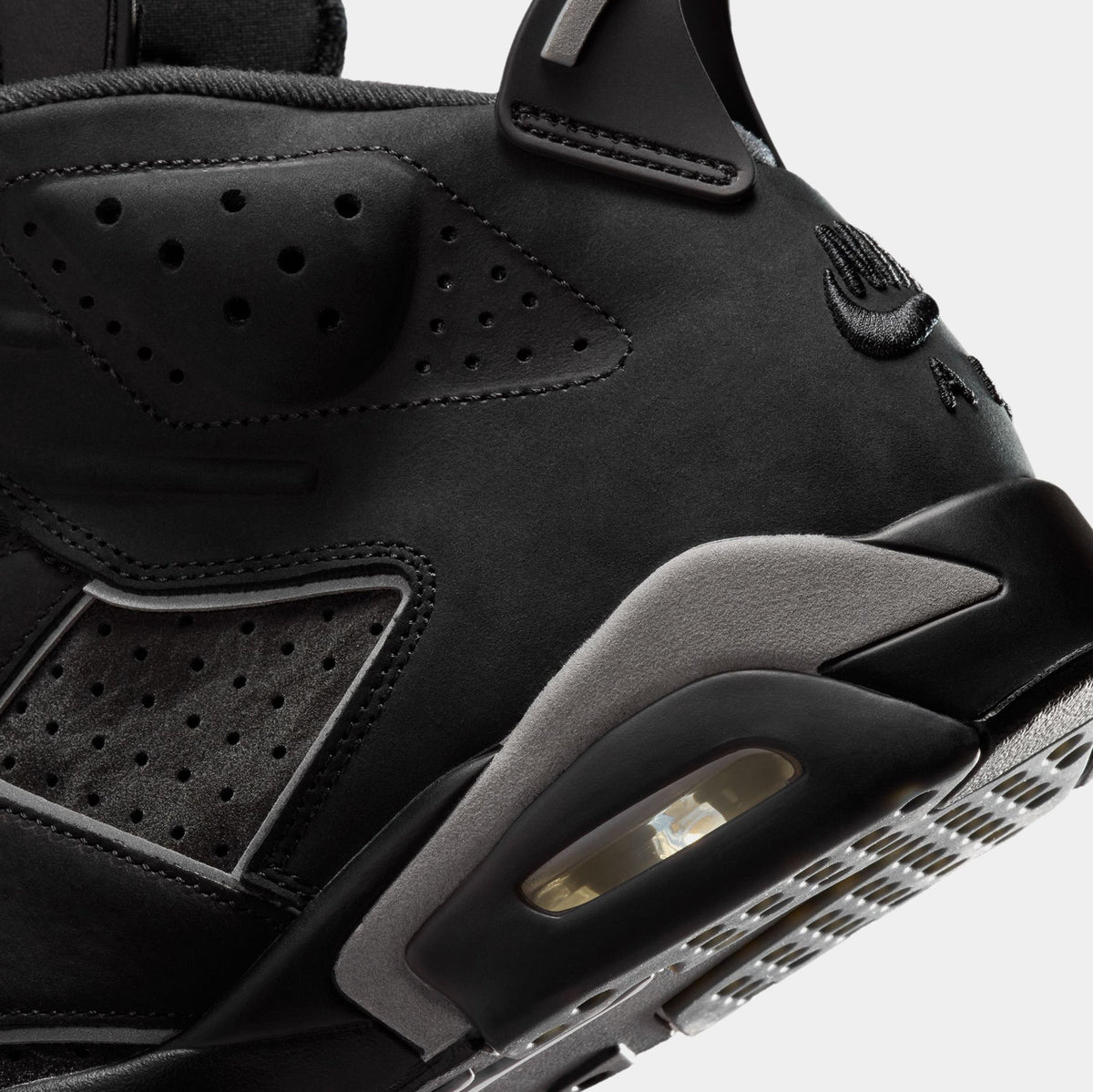 Air Jordan 6 Retro Cap And Gown Mens Lifestyle Shoes (Black/Reflective Silver/Black)