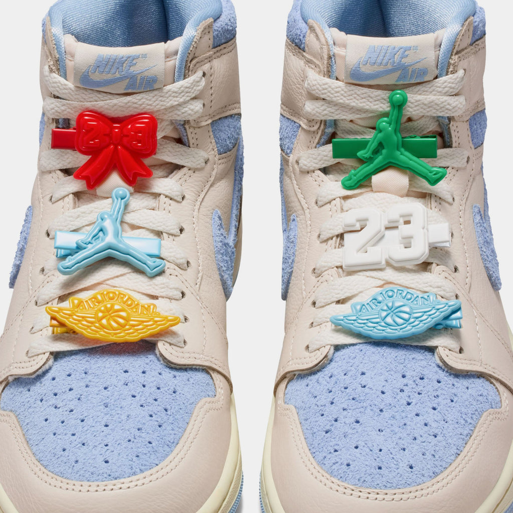 Air Jordan 1 Retro High OG Psychic Blue And Pale Ivory Womens Lifestyle Shoes (Pale Ivory/Psychic Blue/Coconut Milk)