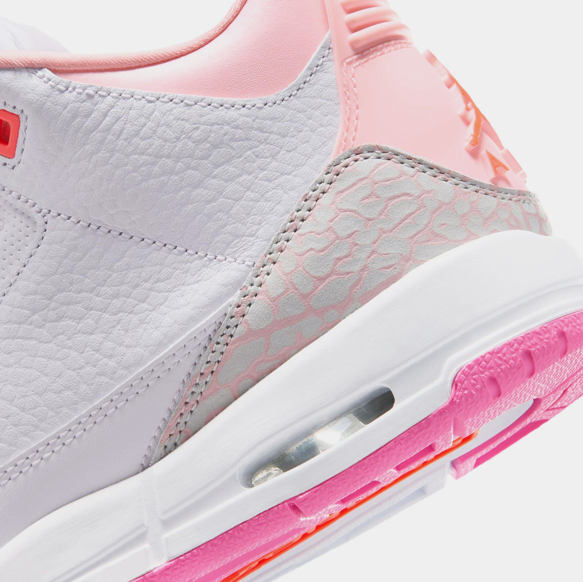 Air Jordan 3 Retro Spring Flower Grade School Lifestyle Shoes (Pearl Pink/Hyper Orange/Pink Bloom)