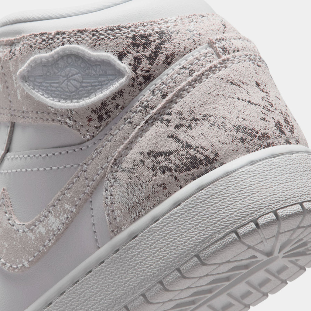 Air Jordan 1 Mid SE Grade School Lifestyle Shoes (White/Field Silver)