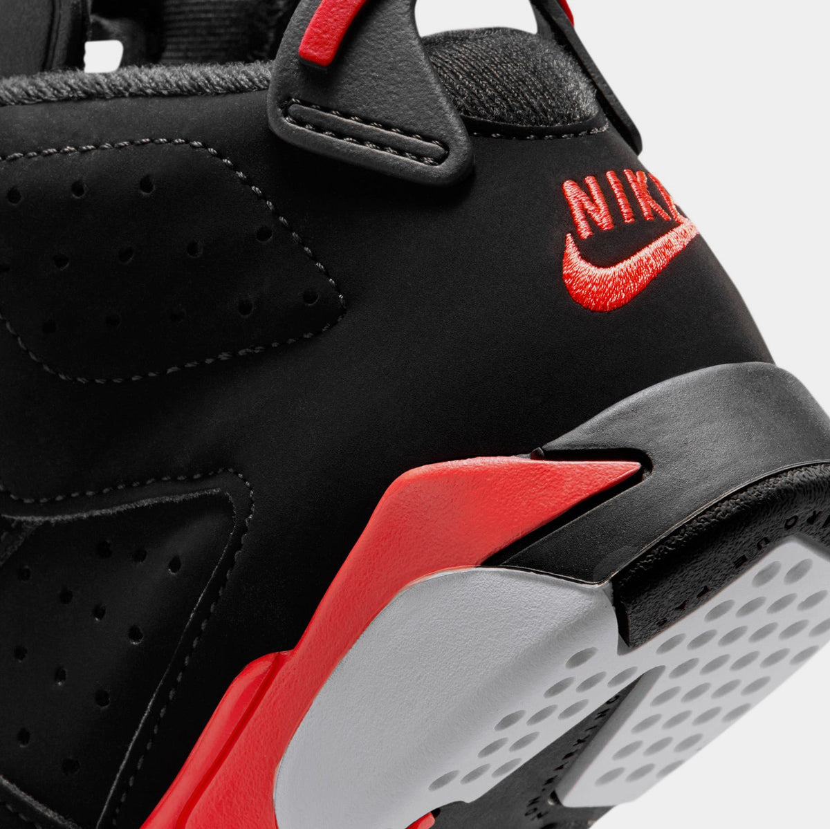Air Jordan 6 Retro Infrared Salesman Preschool Lifestyle Shoes (Black/Light Crimson)