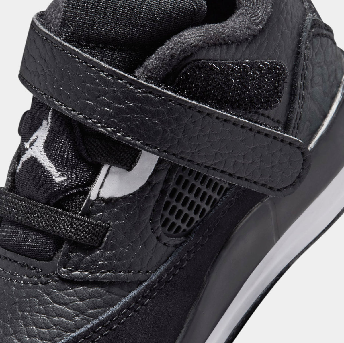 Spizike Low Infant Toddler Basketball Shoes (Black/White/White/Anthracite)