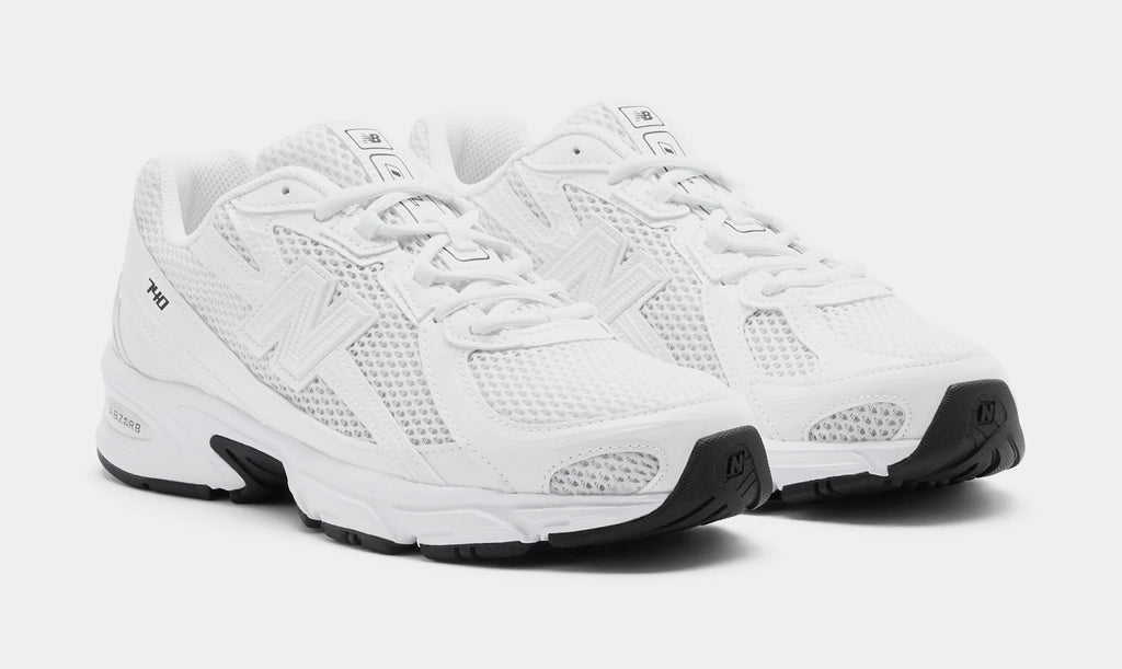 740 Mens Running Shoes (White/White)