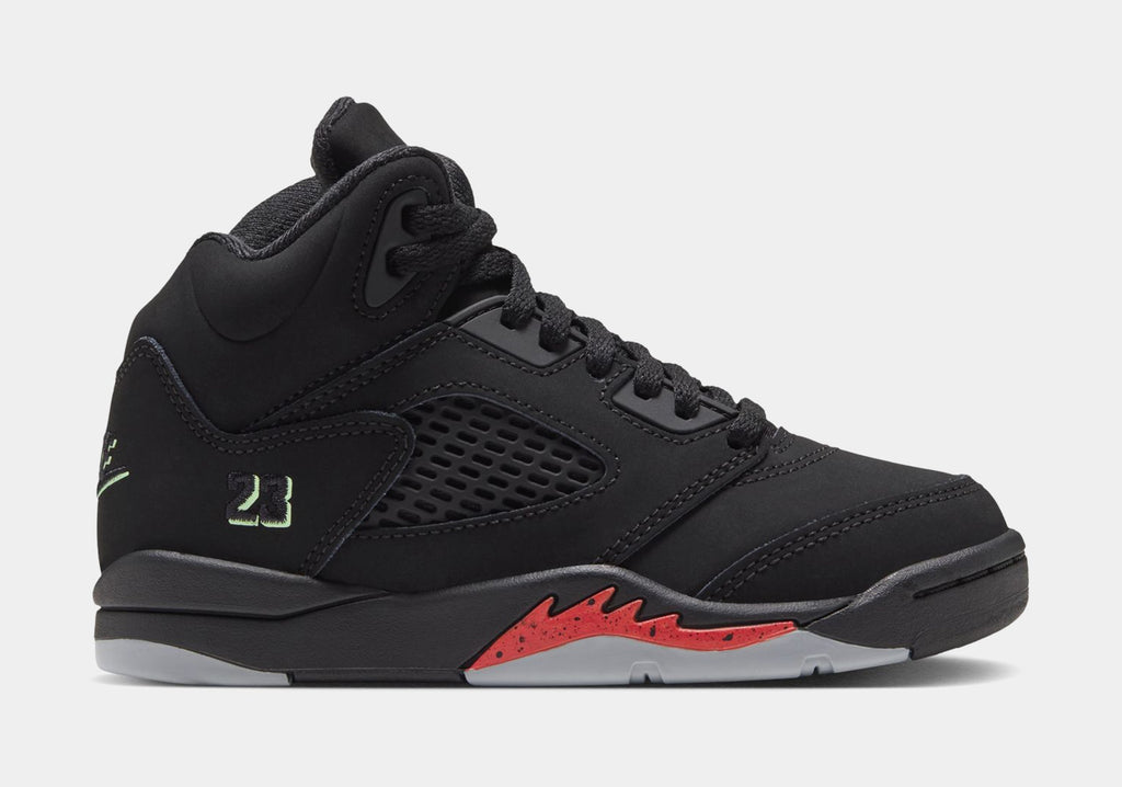Air Jordan 5 Retro Halloween Preschool Lifestyle Shoes (Black/Black/Picante Red/Glow N The Dark)