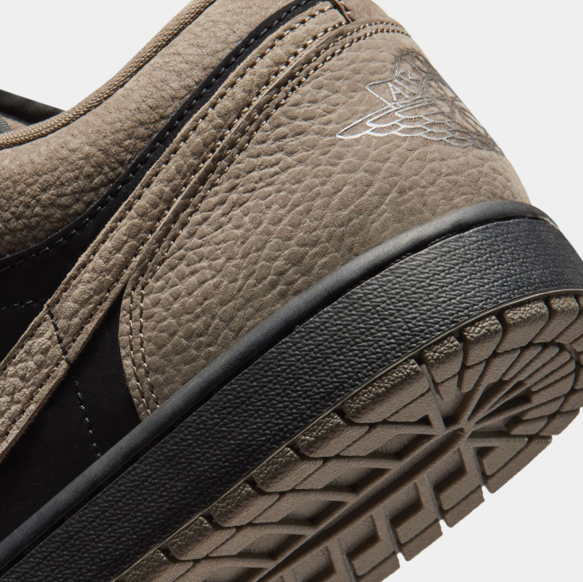 Air Jordan 1 Low SE Mens Lifestyle Shoes (Black/Light Wild Mango/Olive Grey)