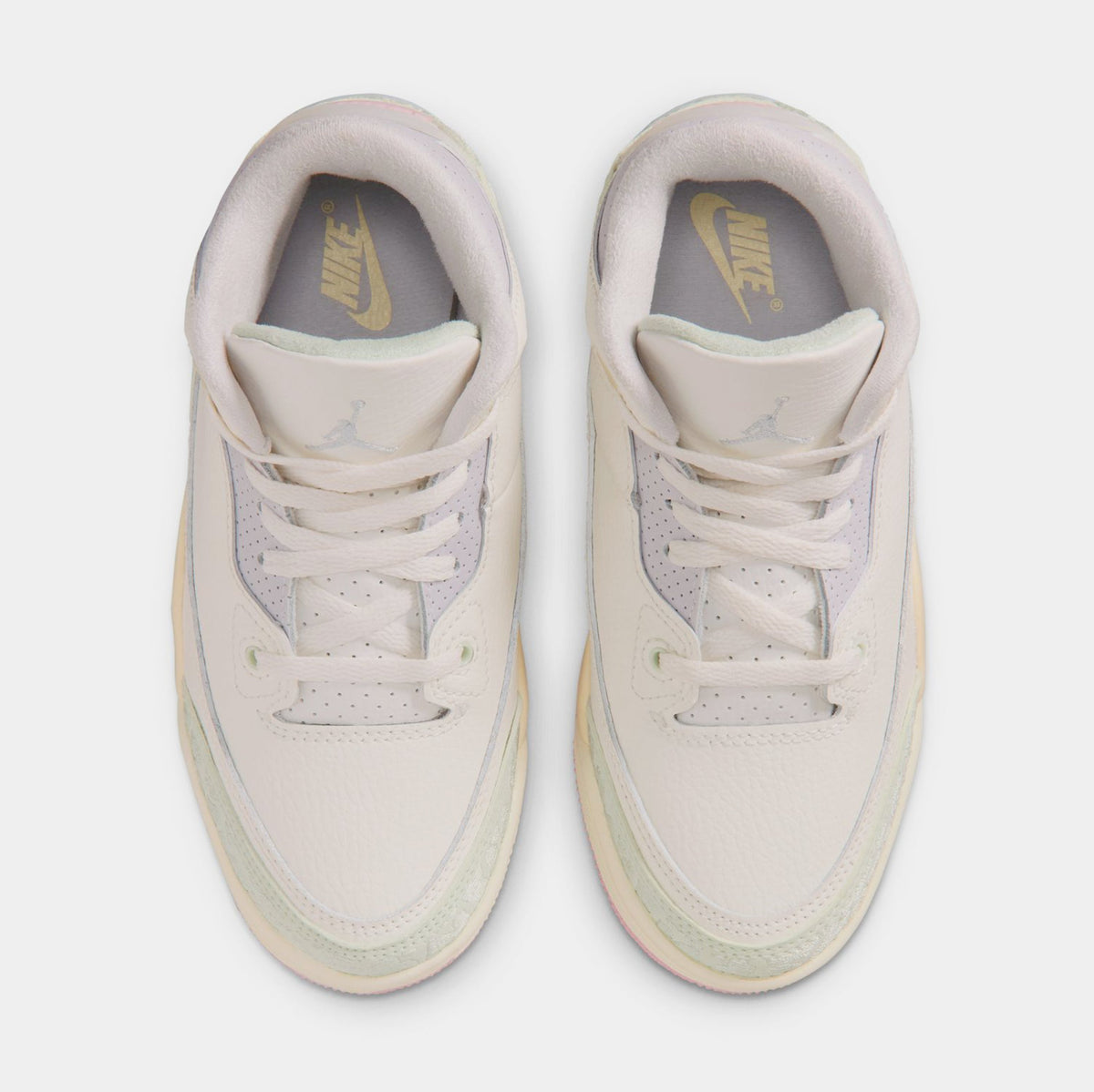 Air Jordan 3 Retro Sail and Jade Aura Preschool Lifestyle Shoes (Sail/Jade Aura/Iris Whisper)