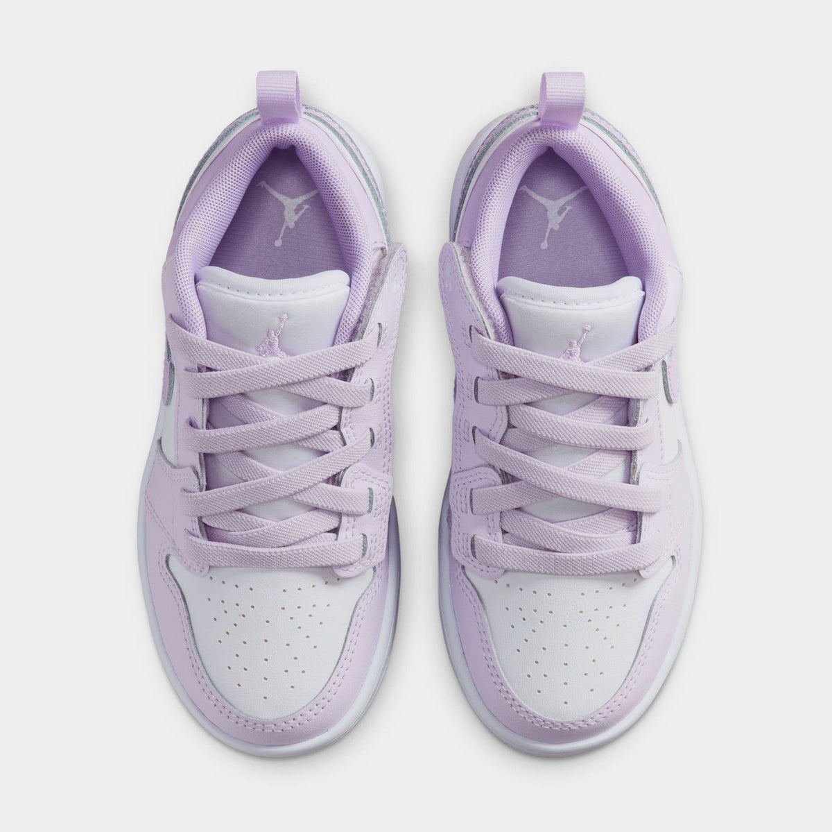 Air Jordan 1 Low Preschool Lifestyle Shoes (Barely Grape/White/Violet Mist)