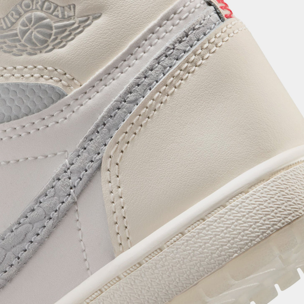 Air Jordan 1 Retro High OG Sail Preschool Lifestyle Shoes (Sail/University Red/Pale Ivory)