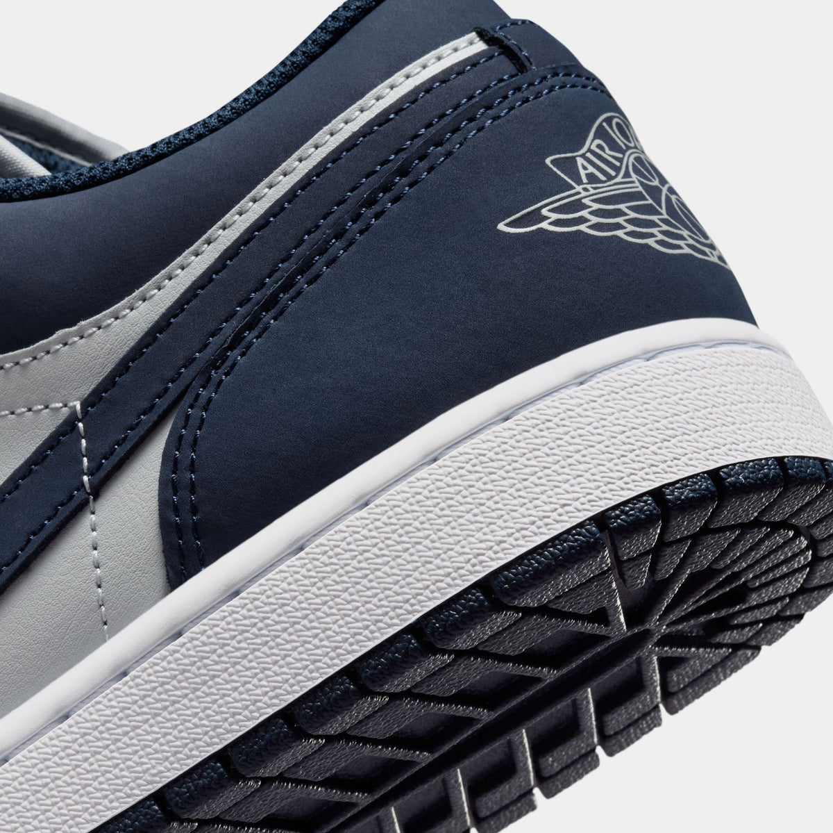 Air Jordan 1 Low Mens Lifestyle Shoes (Obsidian/Grey Fog/Pink Foam/Obsidian)