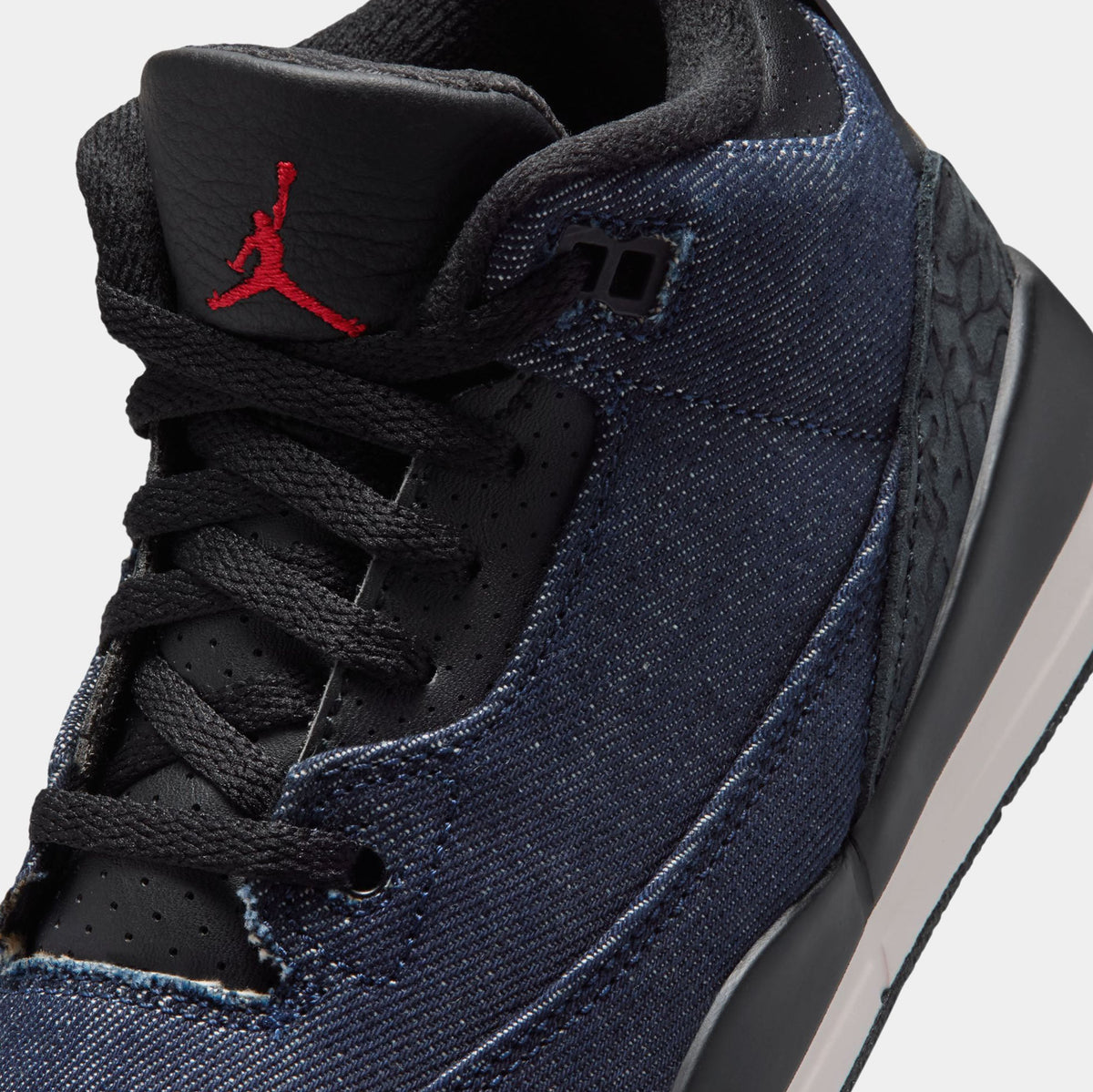 Air Jordan 3 Retro x Levi's Indigo And Gym Red Preschool Lifestyle Shoes (Denim/Black/Sail)