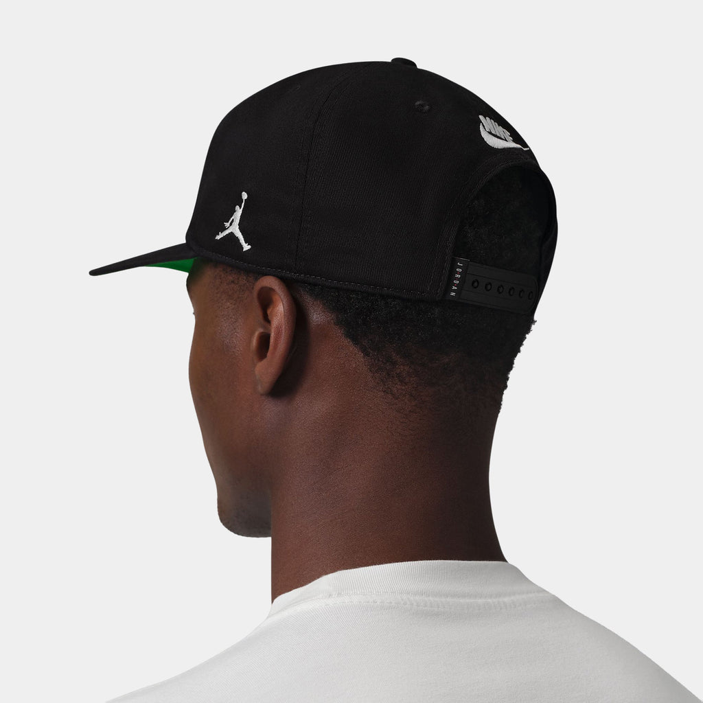 Flight Pro Unstructured Flat Bill Mens Hat (Black/Kelly Green/White)