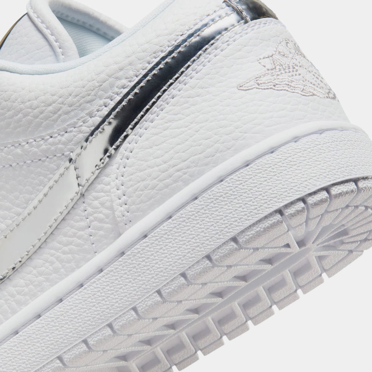 Air Jordan 1 Low SE Womens Lifestyle Shoes (White/White/Metallic Silver/White)