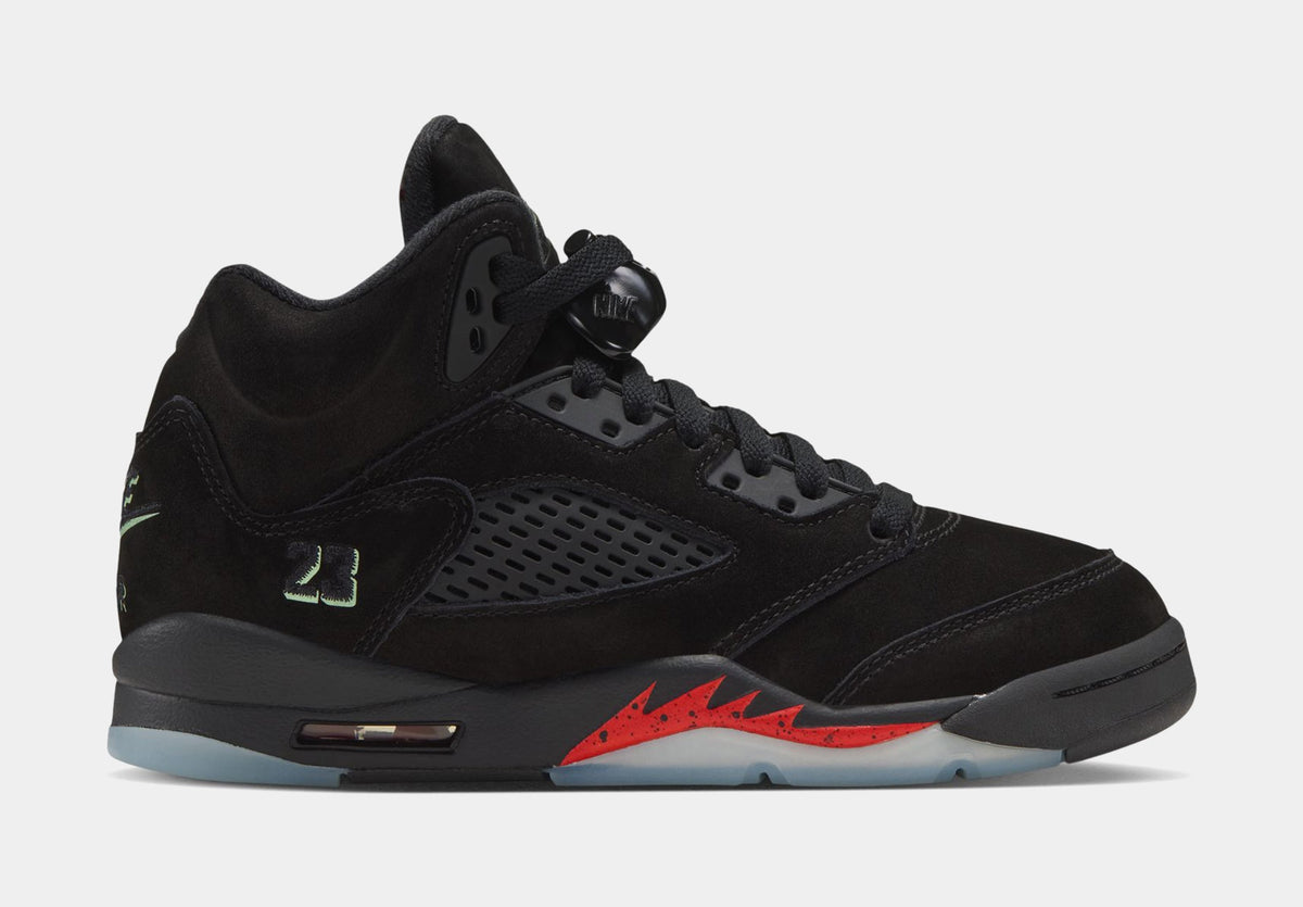 Air Jordan 5 Retro Halloween Grade School Lifestyle Shoes (Black/Picante Red/Glow N The Dark)