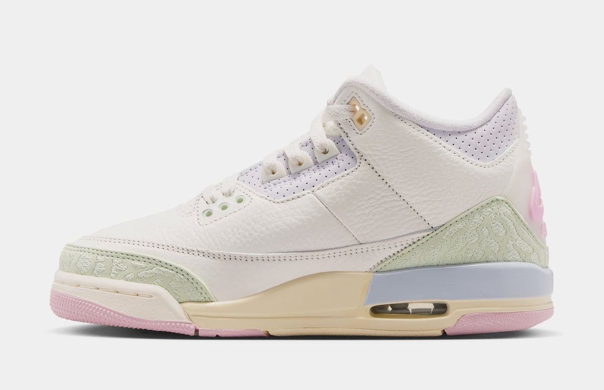 Air Jordan 3 Retro Sail and Jade Aura Grade School Lifestyle Shoes (Sail/Aura/Jade Aura/Iris Whisper)