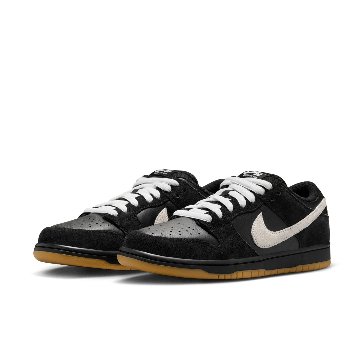 NIKE SB DUNK LOW PRO BLACK / WHITE-BLACK-GUM LIGHT BROWN