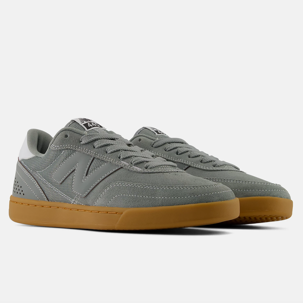 NB NUMERIC 440 V2 BAYBERRY / WHITE