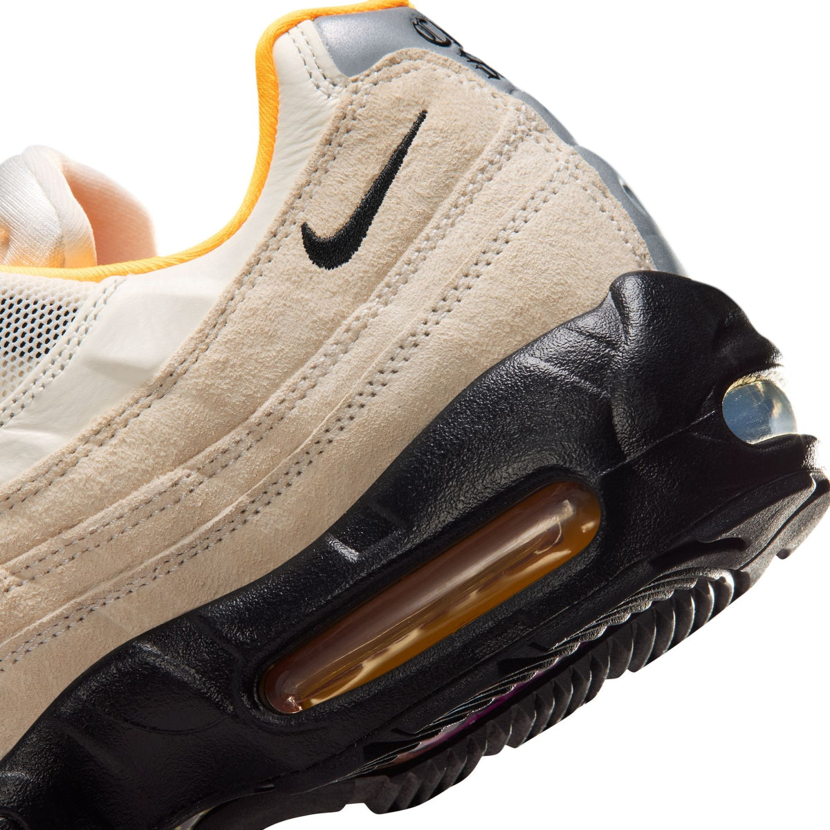 NIKE SB FC PACK AIR MAX 95 "CLUB 58" SAIL / LASER ORANGE