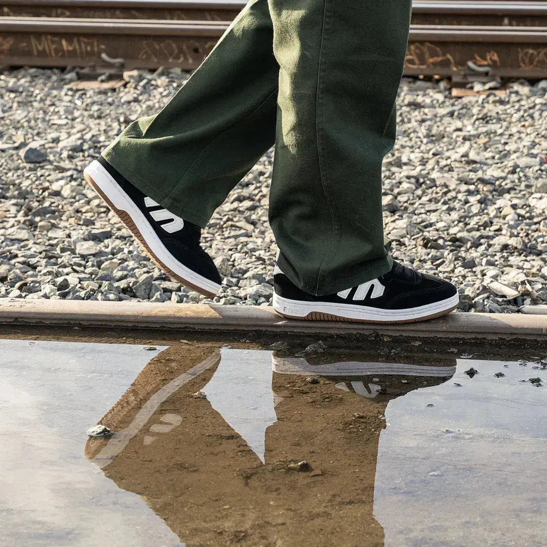 ETNIES LOCUT BLACK / WHITE / GUM