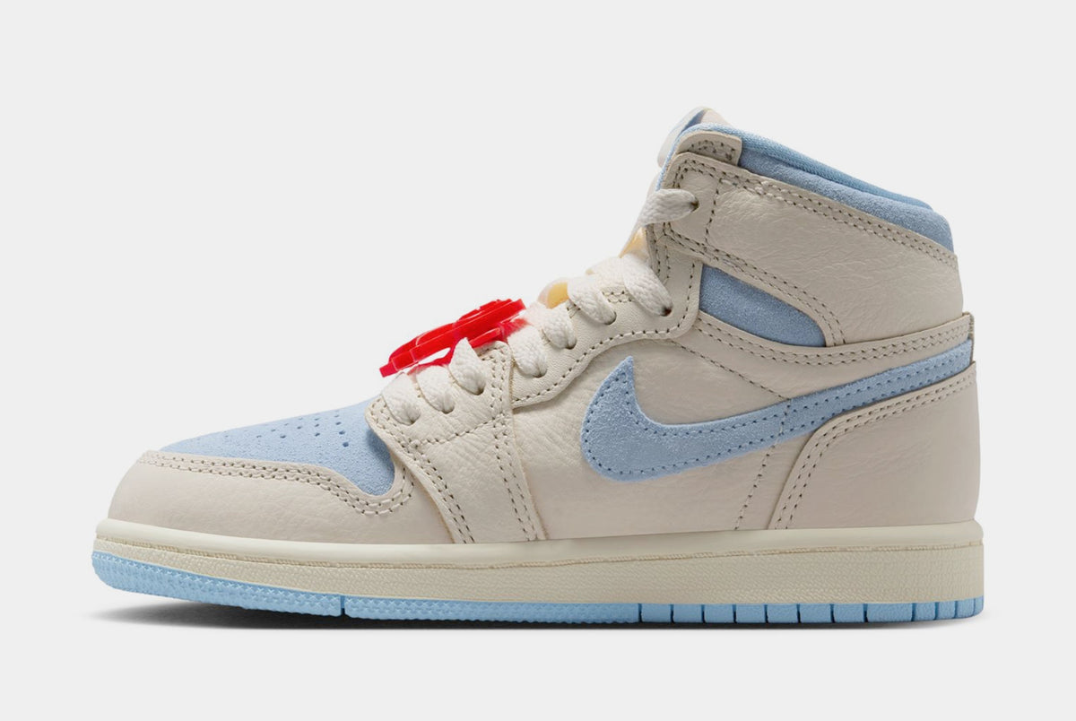 Air Jordan 1 Retro High OG Psychic Blue And Pale Ivory Preschool Lifestyle Shoes (Pale Ivory/Psychic Blue/Coconut Milk)