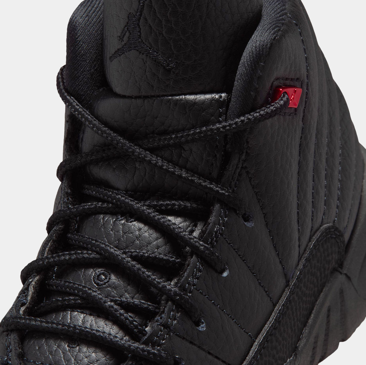 Air Jordan 12 Retro Bloodline Preschool Lifestyle Shoes (Black/Varsity Red) Free Shipping