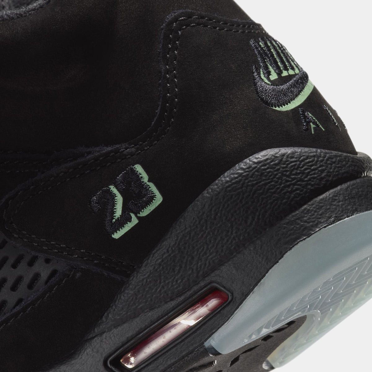 Air Jordan 5 Retro Halloween Grade School Lifestyle Shoes (Black/Picante Red/Glow N The Dark)