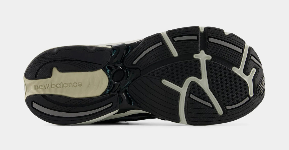 2010 Casual Grade School Lifestyle Shoes (Black/Raincloud)