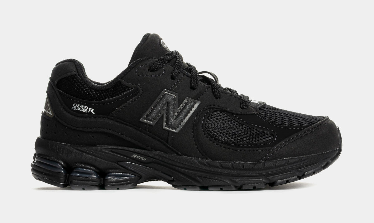 2002R Preschool Running Shoes (Black/Black Metallic)