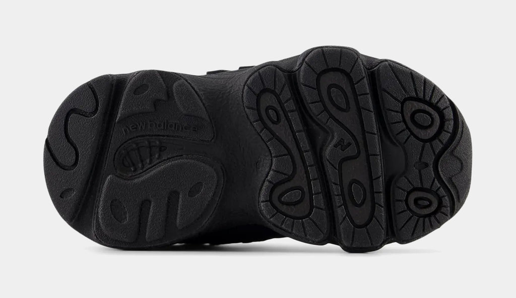 1000 Bungee Lace Infant Toddler Lifestyle Shoes (Black)