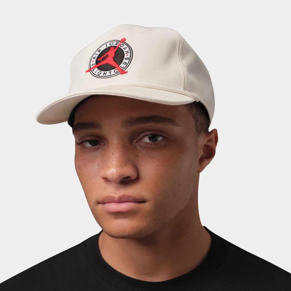 Flight Club Pro Unstructured Flat Bill Mens Hat (Pale Ivory/Black)