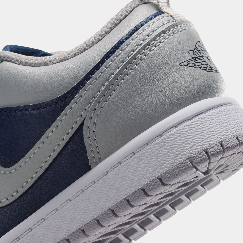 Air Jordan 1 Low Preschool Lifestyle Shoes (Tech Grey/College navy/White)