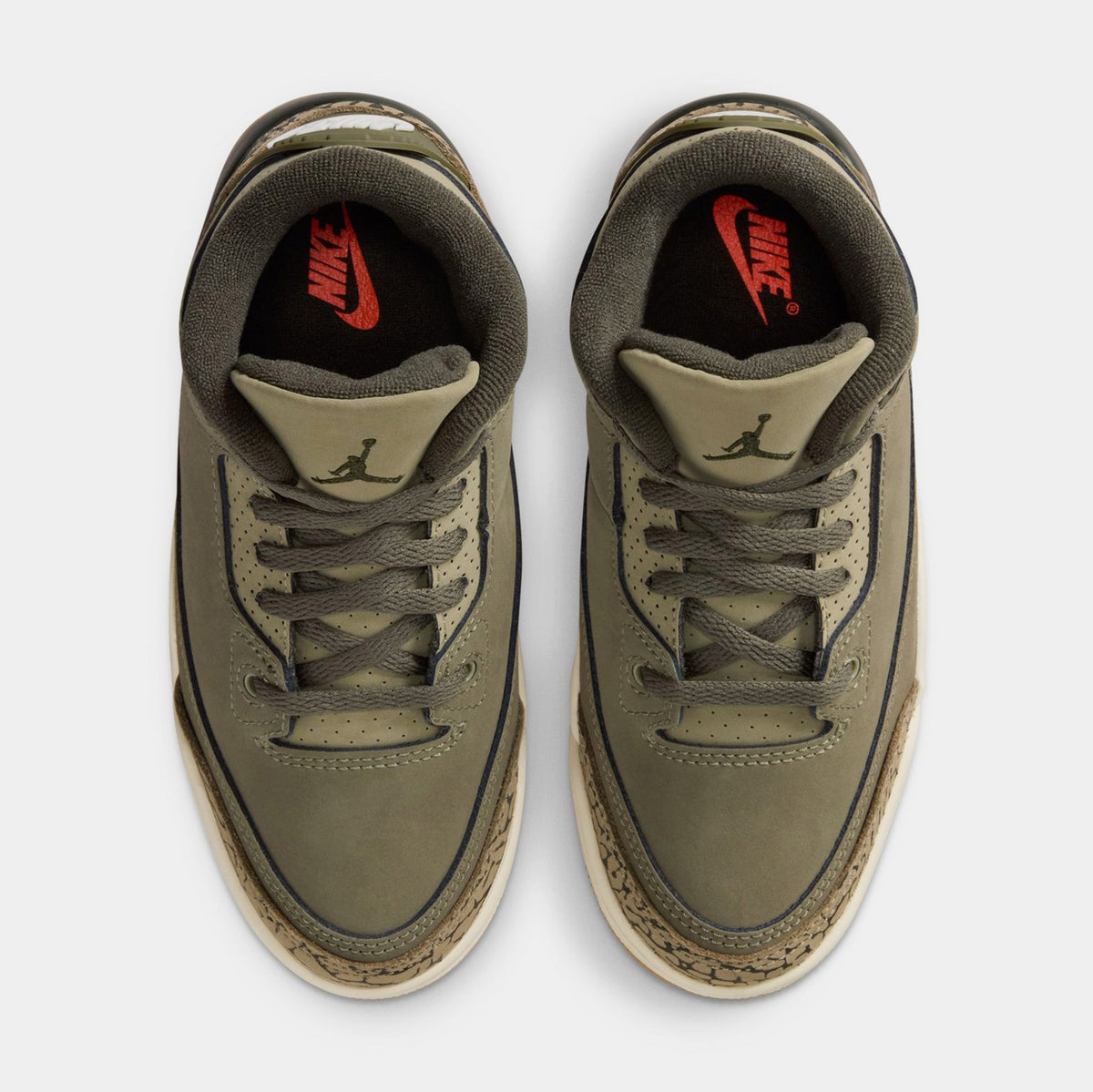 Air Jordan 3 Retro Medium Olive Preschool Lifestyle Shoes (Medium Olive/Sequoia/Neutral Olive/Sail/Total Crimson)