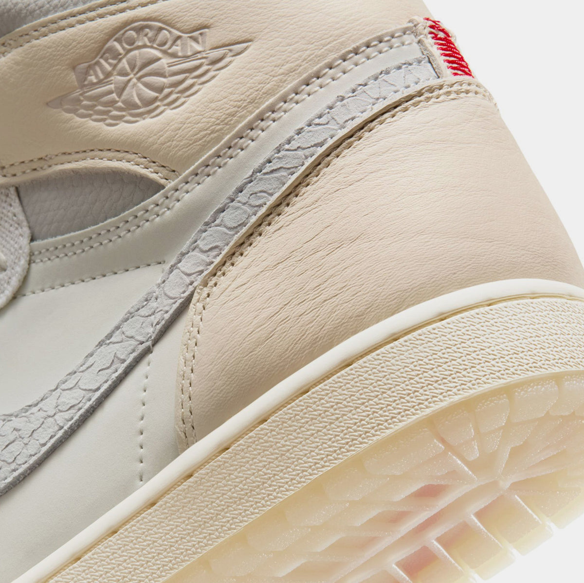 Air Jordan 1 Retro High OG Sail Mens Lifestyle Shoes (Sail/University Red/Pale Ivory/Coconut Milk/Phantom)