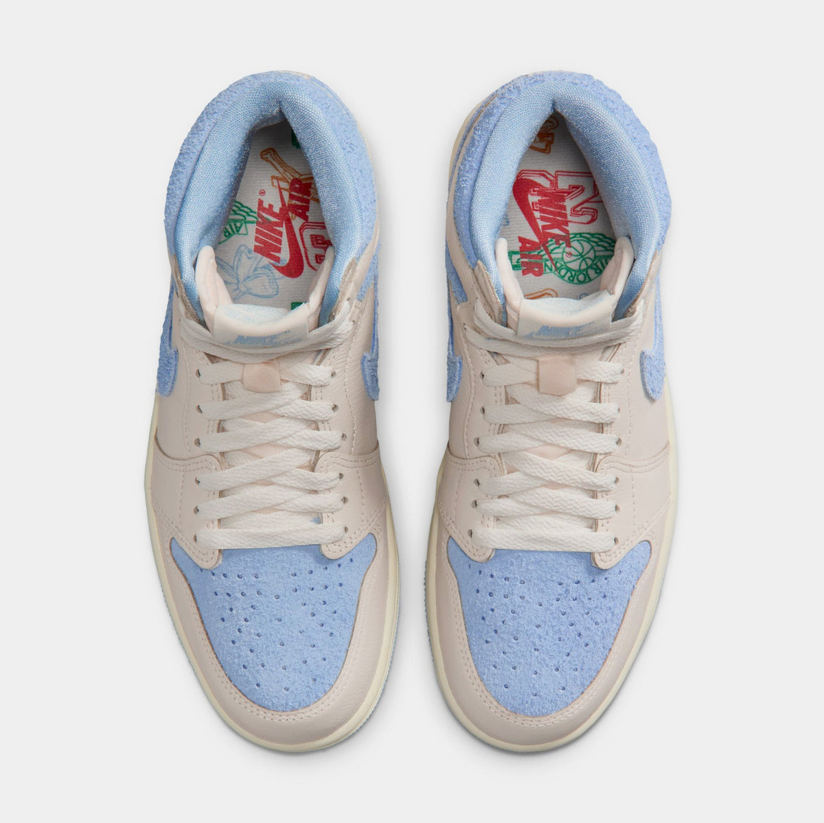 Air Jordan 1 Retro High OG Psychic Blue And Pale Ivory Womens Lifestyle Shoes (Pale Ivory/Psychic Blue/Coconut Milk)