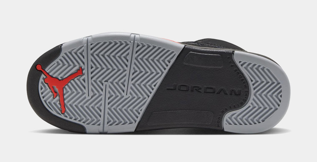 Air Jordan 5 Retro Halloween Preschool Lifestyle Shoes (Black/Black/Picante Red/Glow N The Dark)