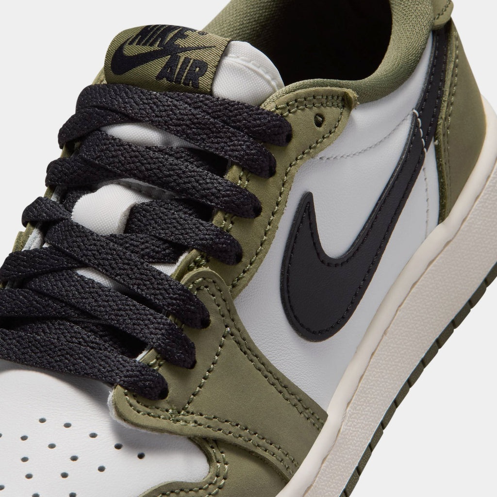 Air Jordan 1 Low OG Medium Olive And Summit White Grade School Lifestyle Shoes (Medium Olive/Black/Summit White/Sail)