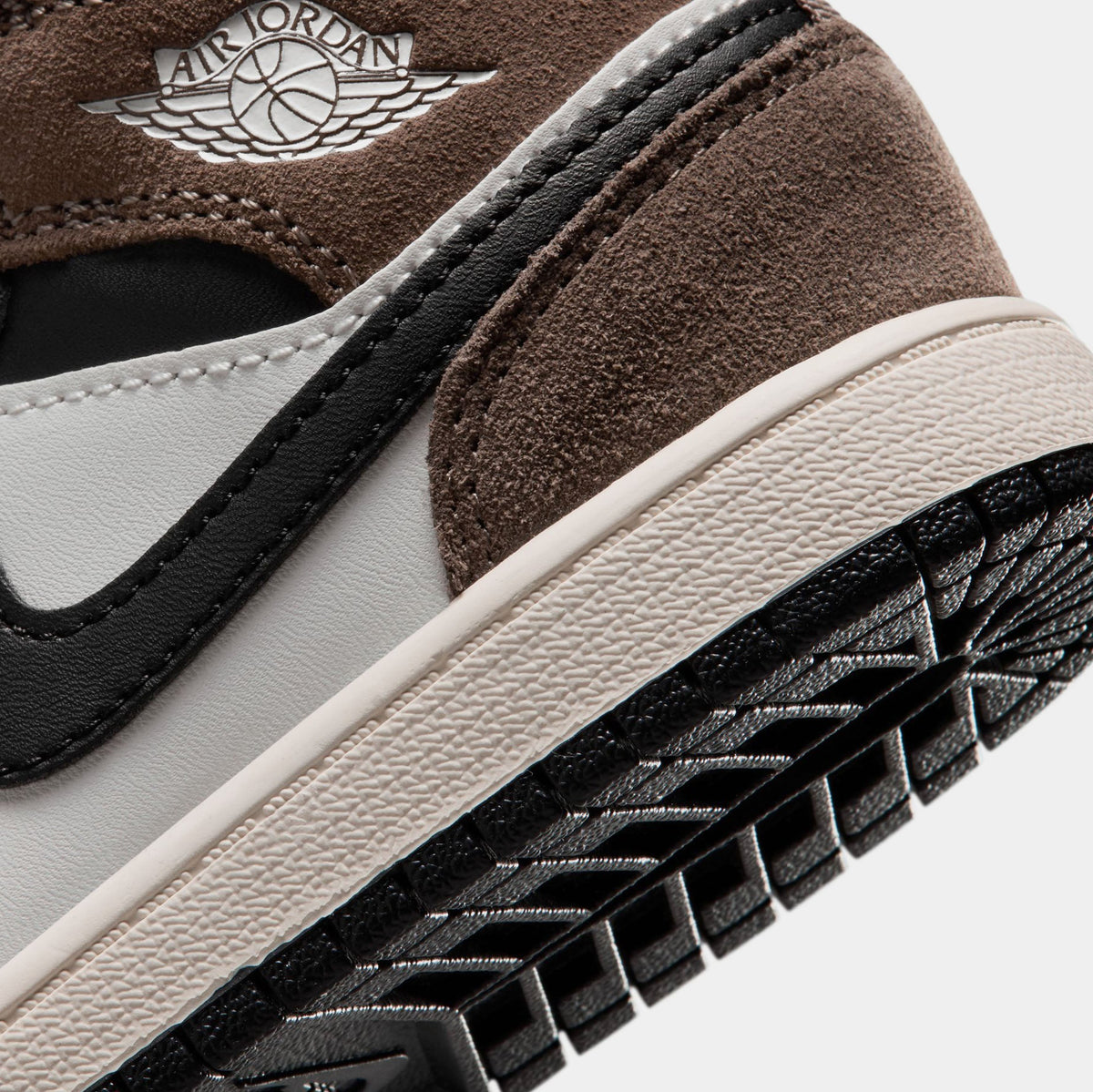 Air Jordan 1 Mid Black Palomino Preschool Lifestyle Shoes (Black/Phantom/Palomino/University Red)