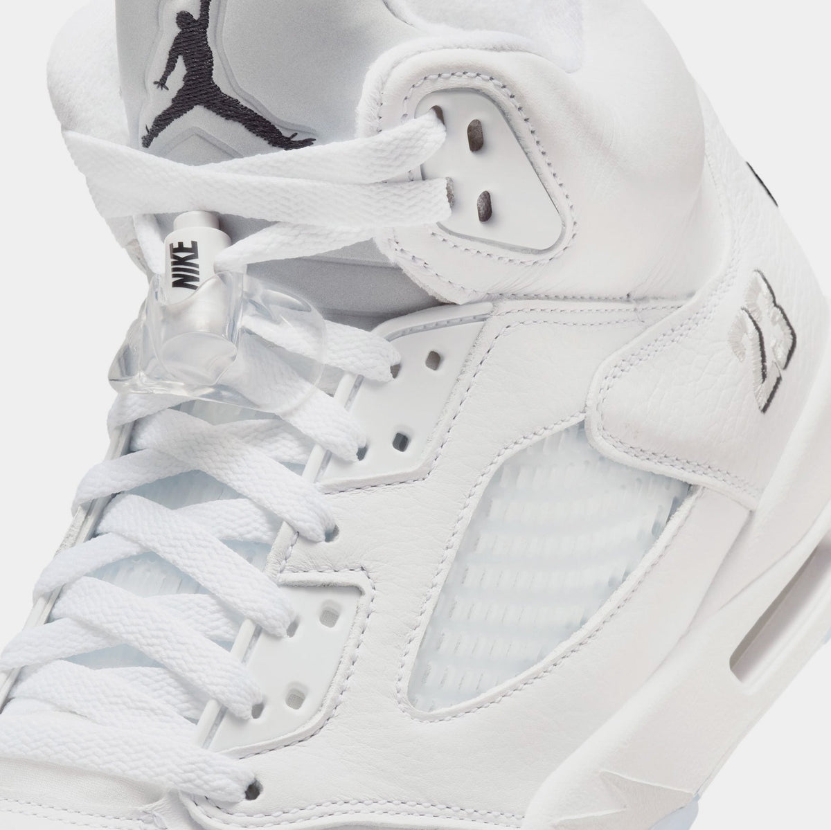 Air Jordan 5 Retro OG White Metallic Mens Lifestyle Shoes (White/Metallic Silver/Black)