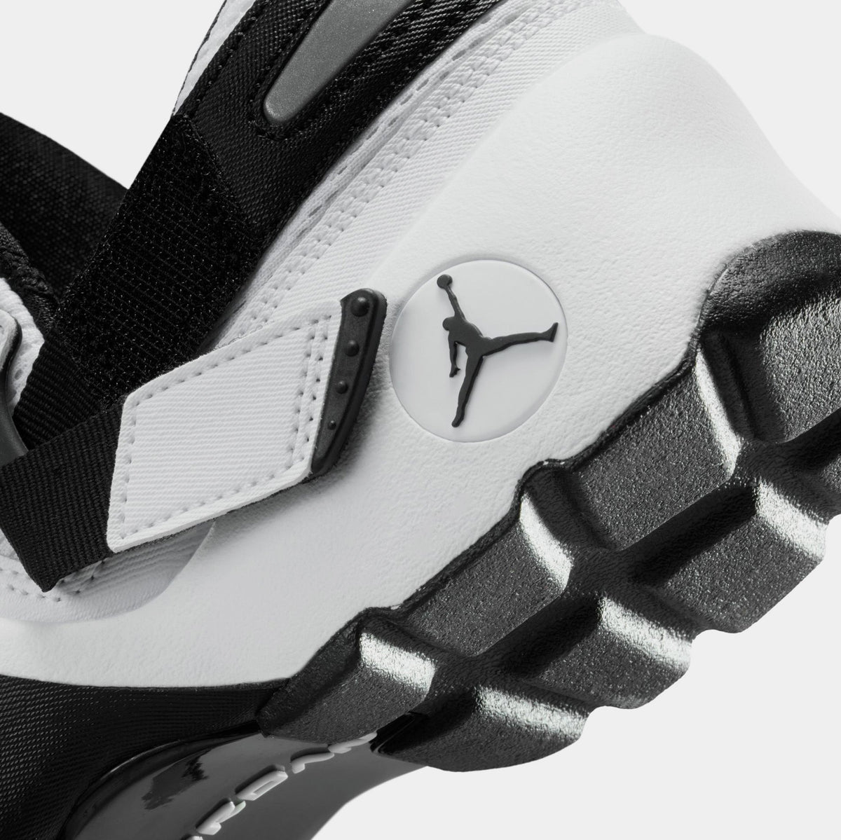 Air Jordan Trunner LX Womens Running Shoes (White/Black/Reflective Silver)