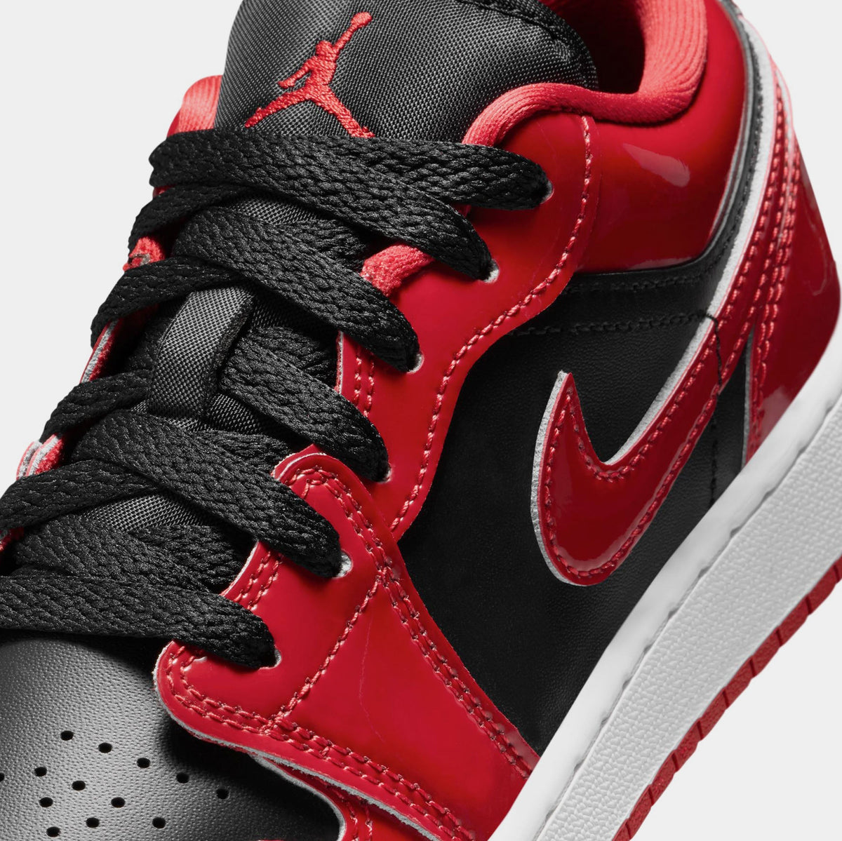 Air Jordan 1 Low SE Grade School Lifestyle Shoes (Black/White/Varsity Red)